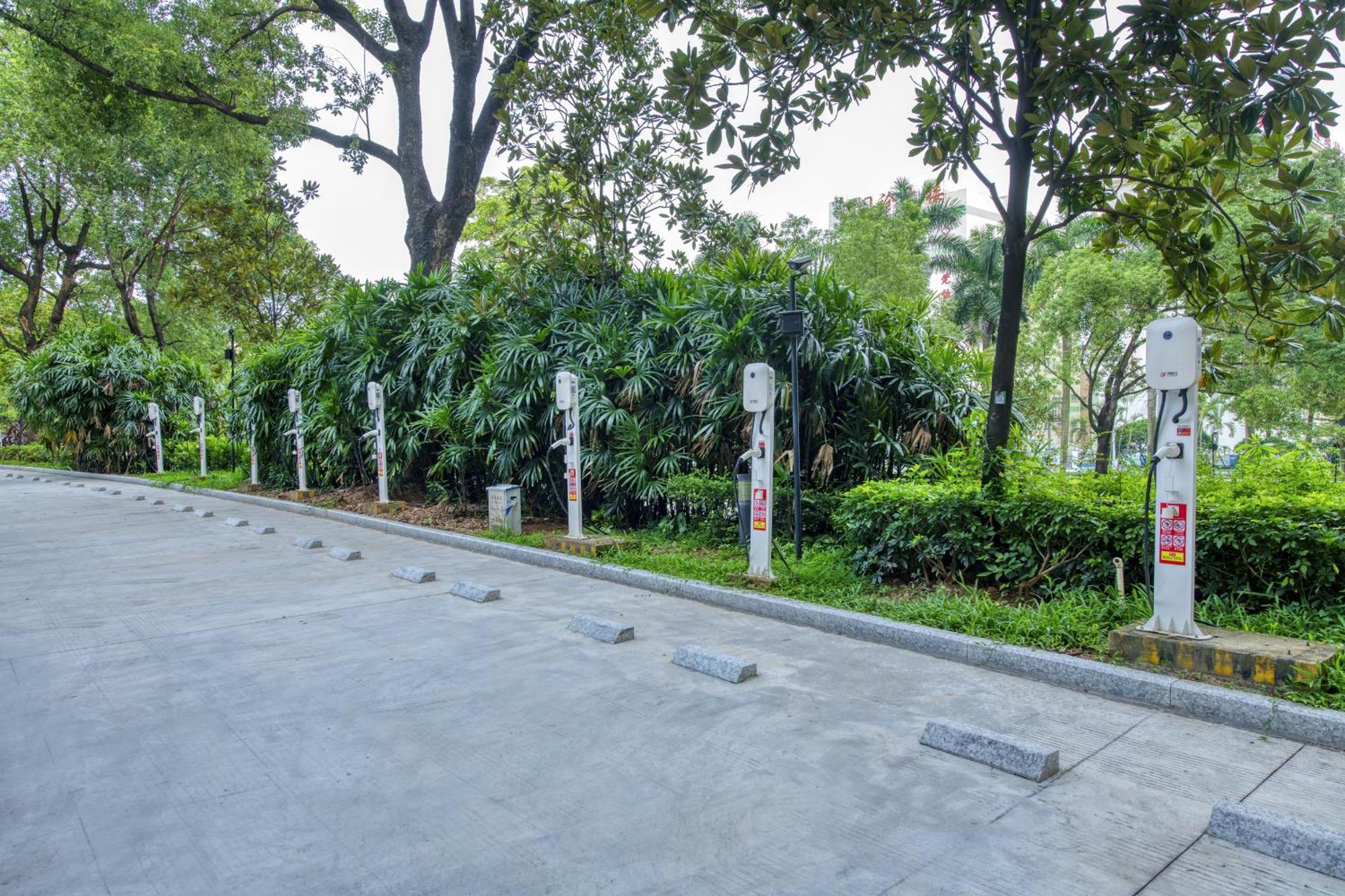 Dongguan Royal Garden Hotel Exterior foto